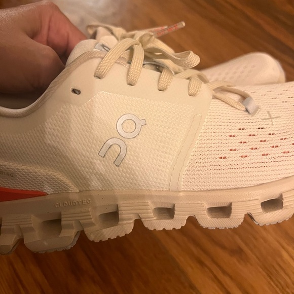 On Running Cream Athletic Shoes - Picture 9 of 9